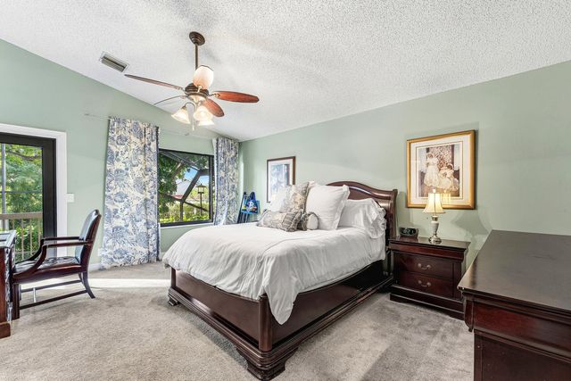 10664 San Bernardino Way, Boca Raton, FL 33428