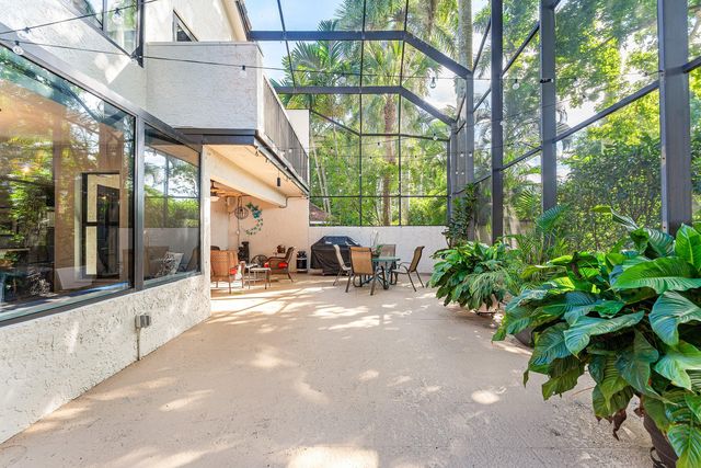 10664 San Bernardino Way, Boca Raton, FL 33428