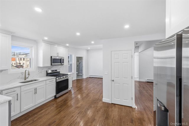 22 Colonial Avenue, Freeport, NY 11520