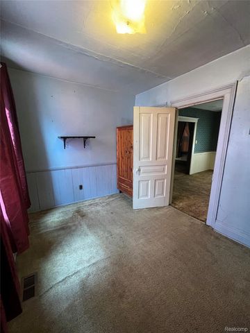 1061 Lansing Street, Detroit, MI 48209