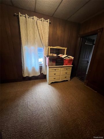 1061 Lansing Street, Detroit, MI 48209