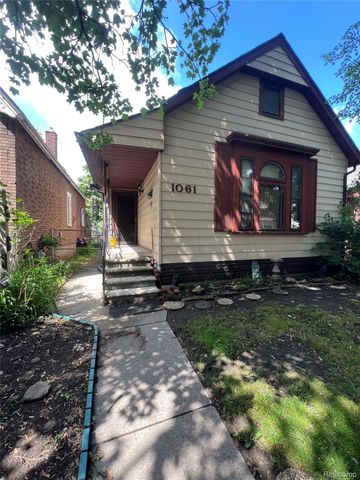 1061 Lansing Street, Detroit, MI 48209