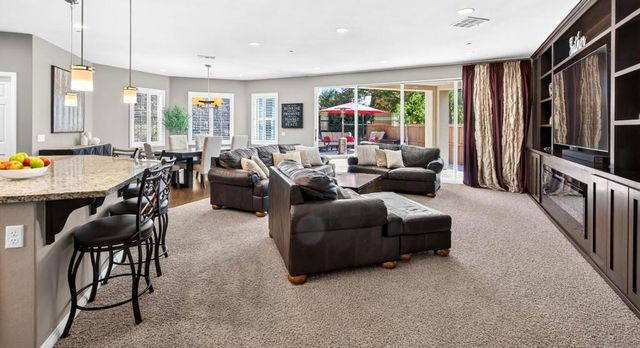 905 Hydra, San Marcos, CA 92069