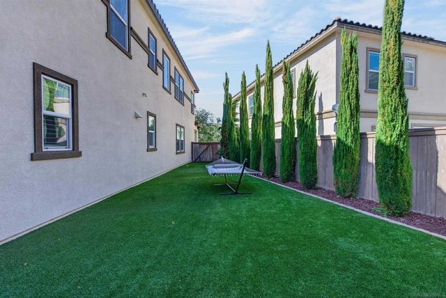 905 Hydra, San Marcos, CA 92069
