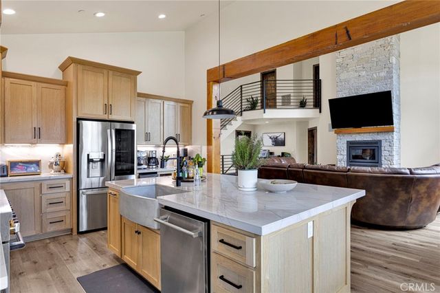 2324 Zermatt, Wrightwood, CA 92397
