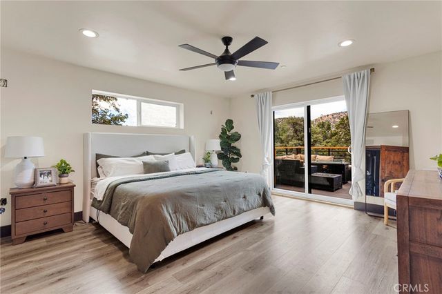 2324 Zermatt, Wrightwood, CA 92397