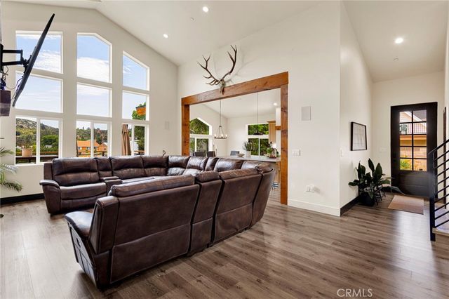 2324 Zermatt, Wrightwood, CA 92397