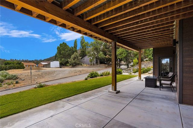 2324 Zermatt, Wrightwood, CA 92397