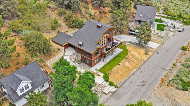 2324 Zermatt, Wrightwood, CA 92397