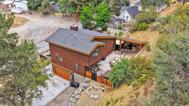 2324 Zermatt, Wrightwood, CA 92397