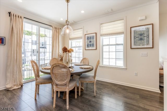 125 Sequoia Dr, Cedar Grove Twp., NJ 07009
