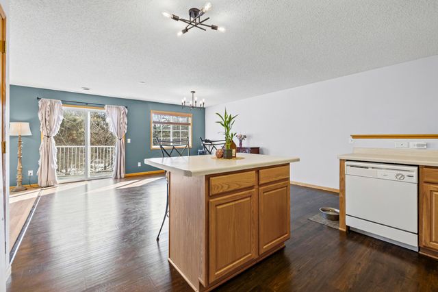 343 Heritage Trail, Circle Pines, MN 55014