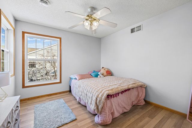 343 Heritage Trail, Circle Pines, MN 55014