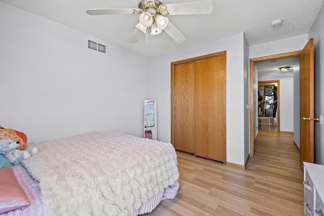 343 Heritage Trail, Circle Pines, MN 55014