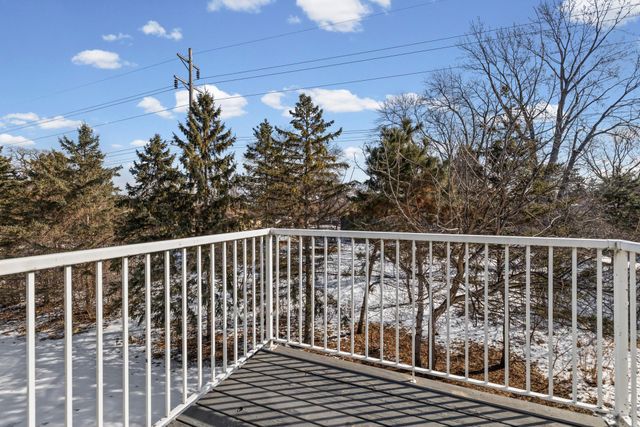 343 Heritage Trail, Circle Pines, MN 55014