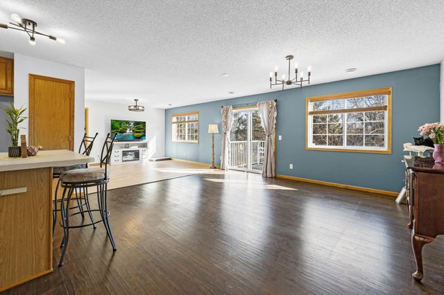 343 Heritage Trail, Circle Pines, MN 55014