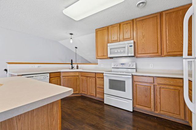 343 Heritage Trail, Circle Pines, MN 55014