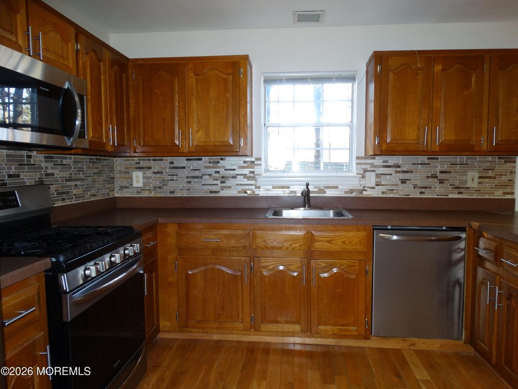 540 Davids Court, Lakewood, NJ 08701