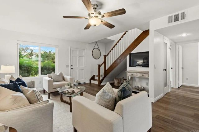 10640 King Phillip Court, Santee, CA 92071