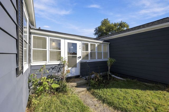196 Clarendon Ave, Chicopee, MA 01013