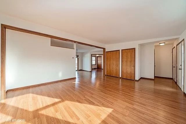 35 Evergreen Drive, Streamwood, IL 60107