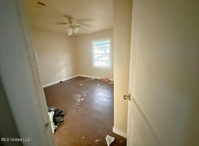 2566 Mcdowell Circle, Jackson, MS 39204