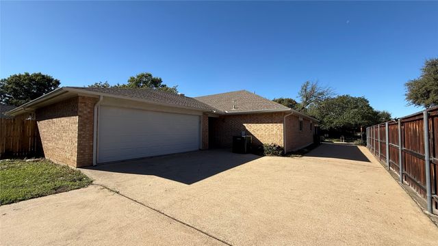 5409 Ledgestone, Fort Worth, TX 76132