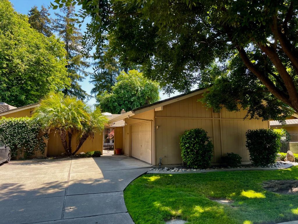 3636 N Merrimac Cir, Stockton, CA 95219