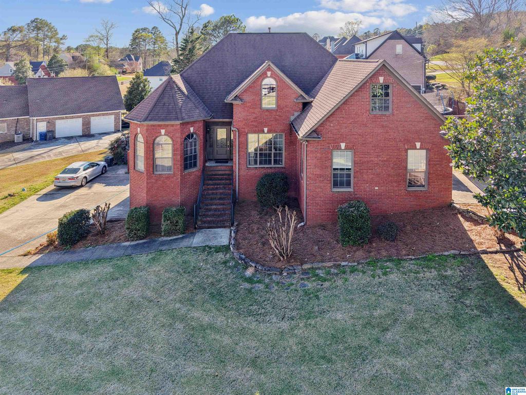 8199 CYPRESS WAY, Trussville, AL 35173