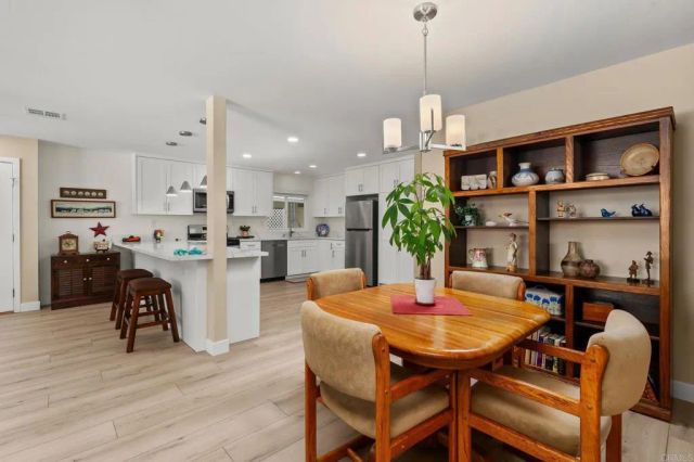 7467 Mission Gorge 104, Santee, CA 92071