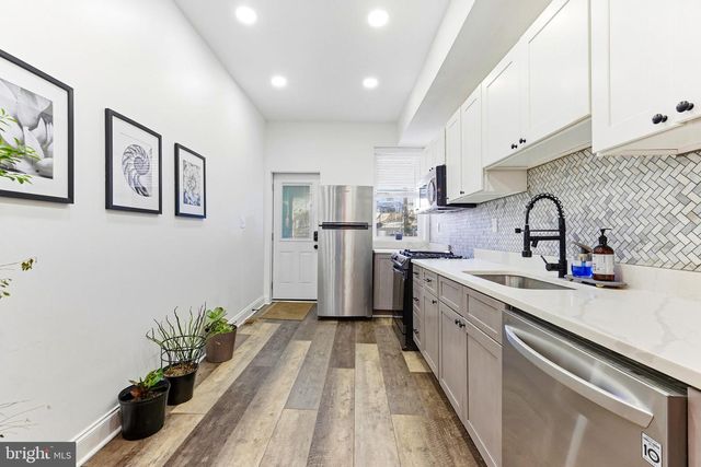 737 DOLPHIN ST, Baltimore, MD 21217