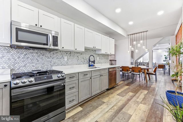 737 DOLPHIN ST, Baltimore, MD 21217