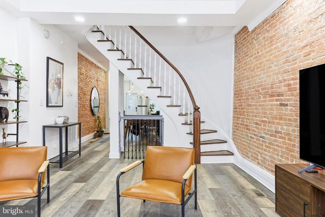 737 DOLPHIN ST, Baltimore, MD 21217