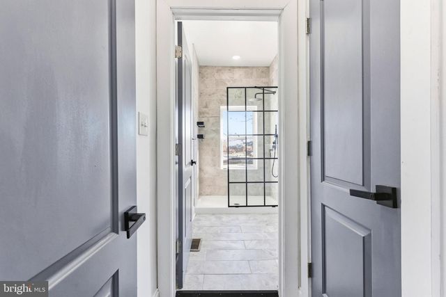 737 DOLPHIN ST, Baltimore, MD 21217