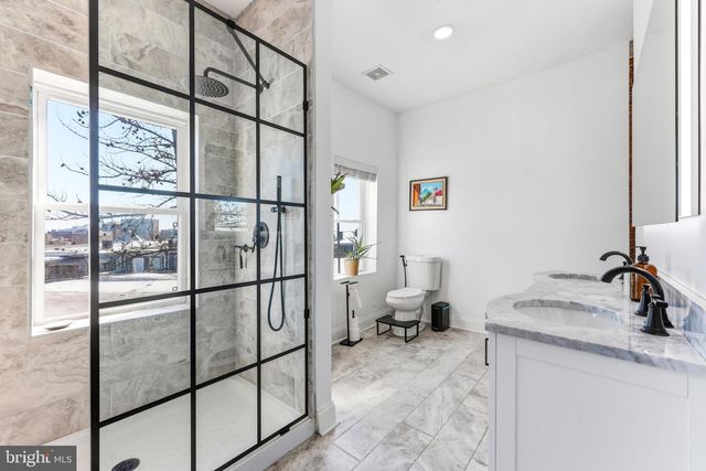 737 DOLPHIN ST, Baltimore, MD 21217