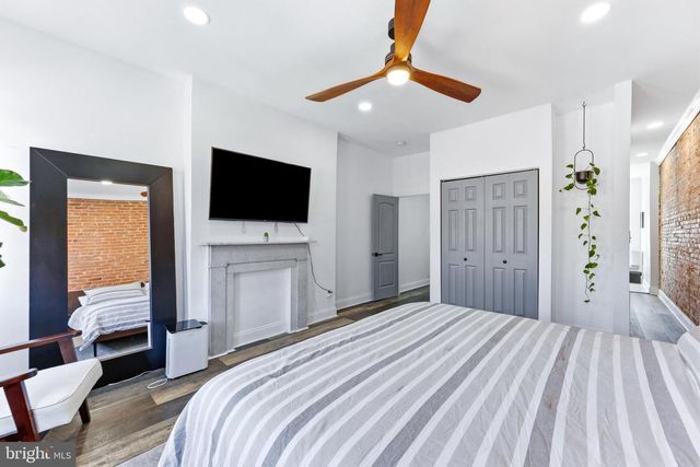 737 DOLPHIN ST, Baltimore, MD 21217