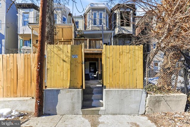 737 DOLPHIN ST, Baltimore, MD 21217