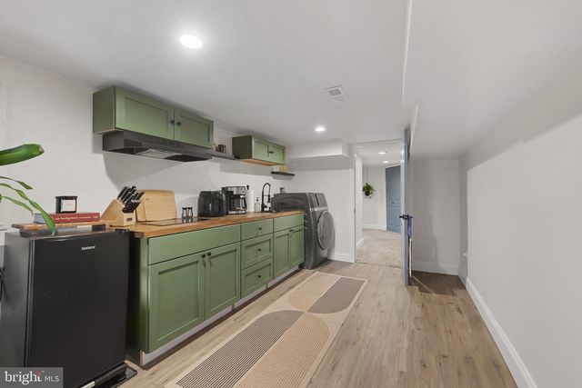 737 DOLPHIN ST, Baltimore, MD 21217