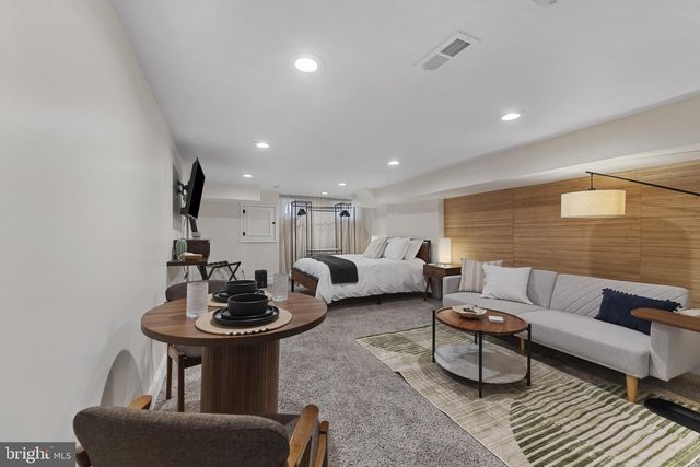 737 DOLPHIN ST, Baltimore, MD 21217