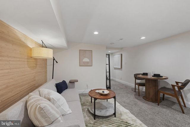 737 DOLPHIN ST, Baltimore, MD 21217