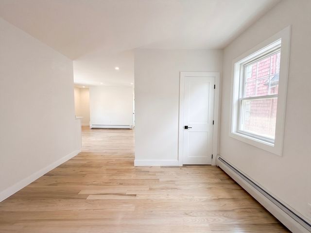 10 Pearl 2, Everett, MA 02149