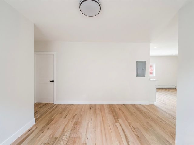 10 Pearl 2, Everett, MA 02149
