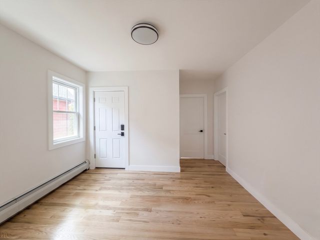 10 Pearl 2, Everett, MA 02149