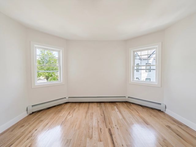 10 Pearl 2, Everett, MA 02149