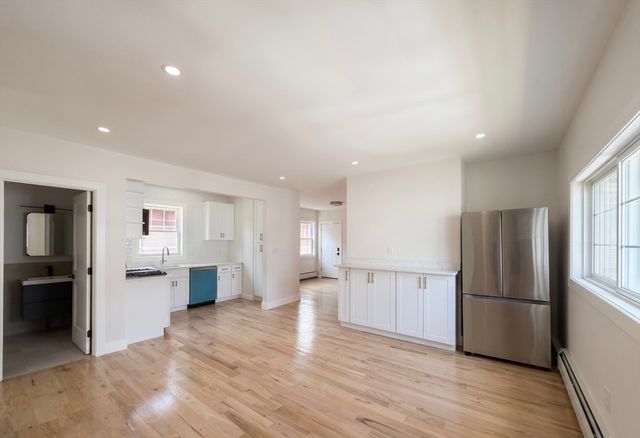 10 Pearl 2, Everett, MA 02149