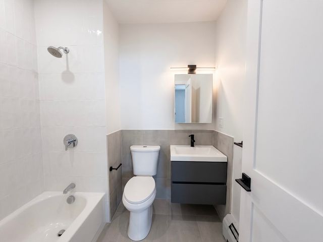 10 Pearl 2, Everett, MA 02149
