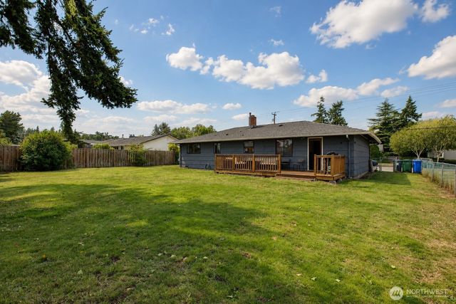 49 SW 8th Avenue, Oak Harbor, WA 98277