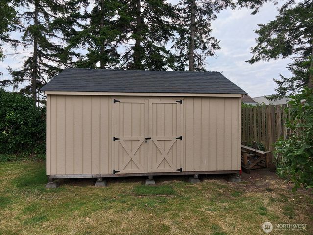 49 SW 8th Avenue, Oak Harbor, WA 98277