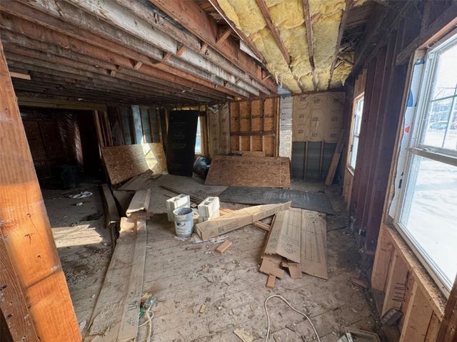 1740 5th Avenue SE, Cedar Rapids, IA 52403