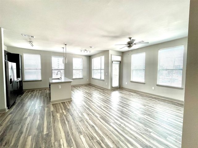 3788 Richmond Avenue 1125, Houston, TX 77046